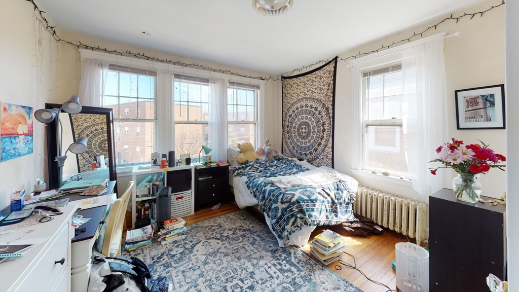 3 bed, 1 bath apartment for rent at 50-52 Colborne Rd Unit 50, Boston — photo 4 of 9