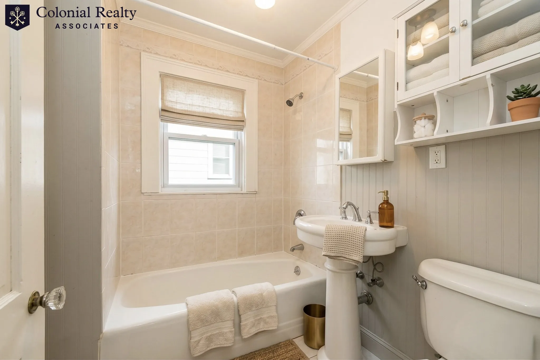 4 bed, 2 bath apartment for rent at 50-52 Hobson St Unit 1, Brighton — photo 10 of 15
