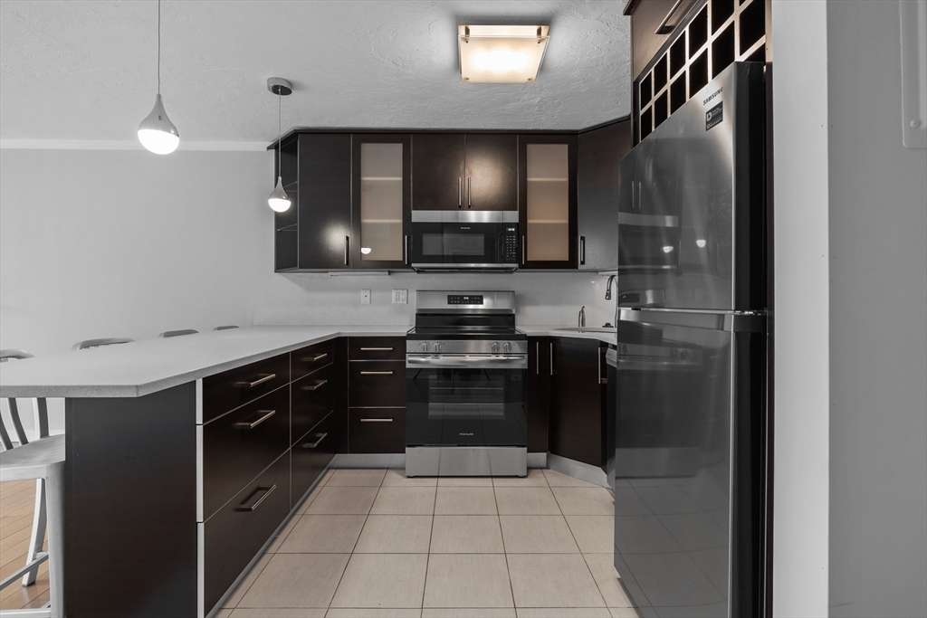 1 bed, 1 bath apartment for rent at 50-56 Broadlawn Park Unit 506, Boston — photo 6 of 16