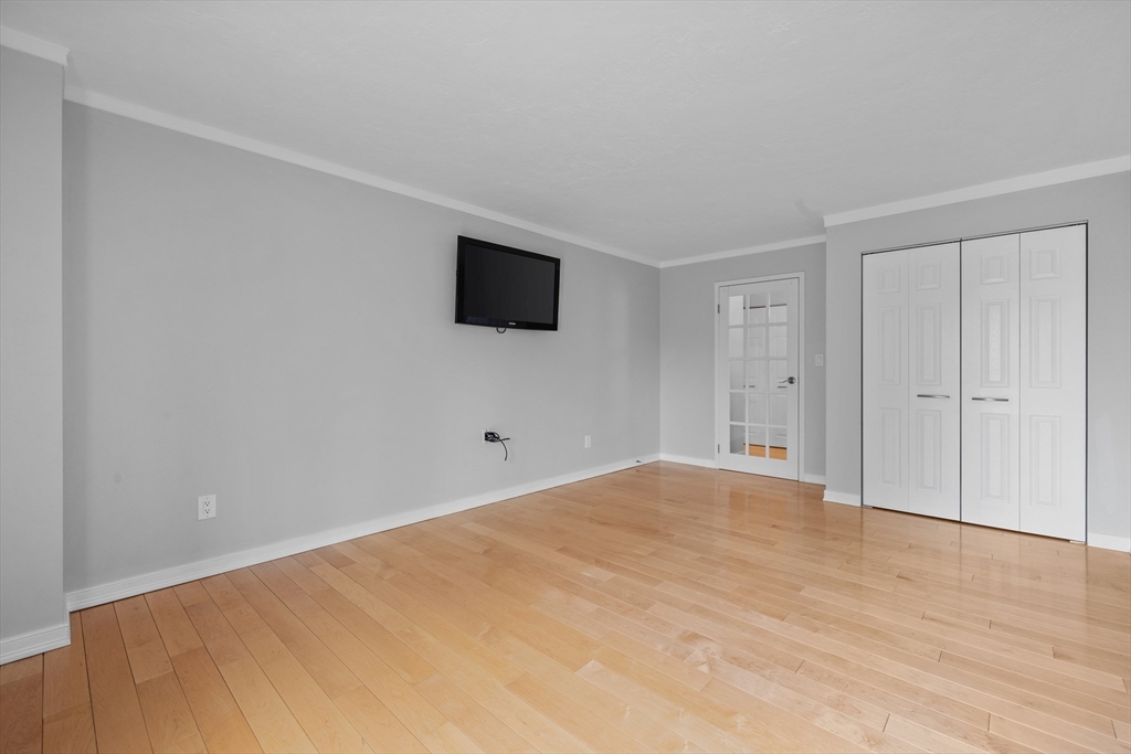 1 bed, 1 bath apartment for rent at 50-56 Broadlawn Park Unit 506, Boston — photo 11 of 16
