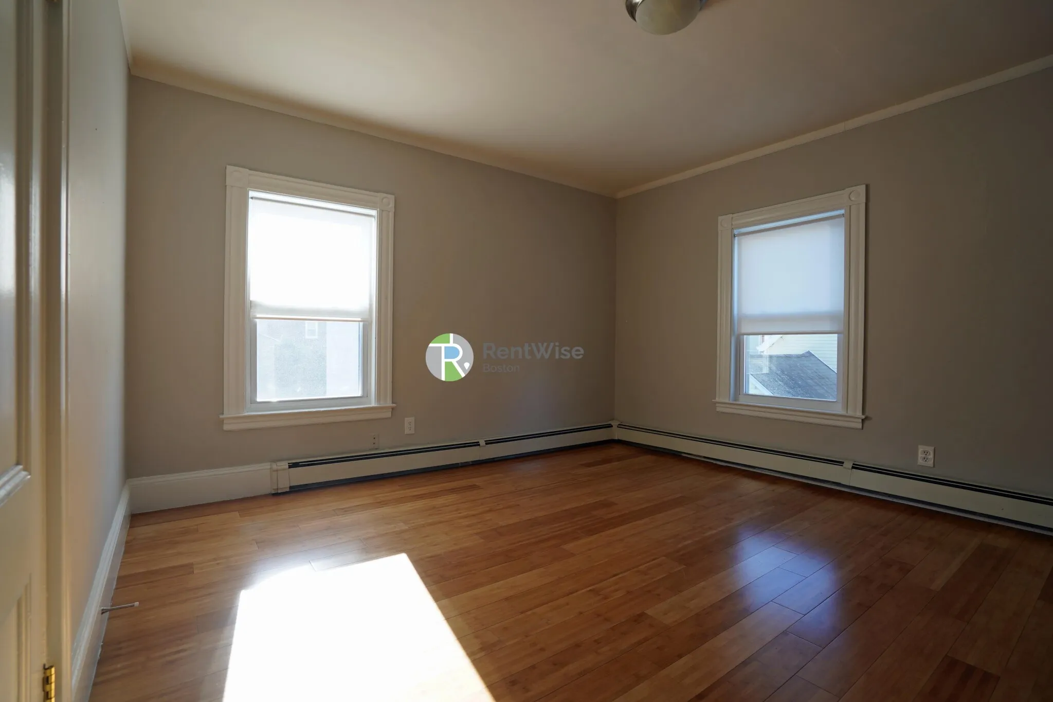 4 bed, 2 bath apartment for rent at 50A Winship St Unit 2, Brighton — photo 3 of 25
