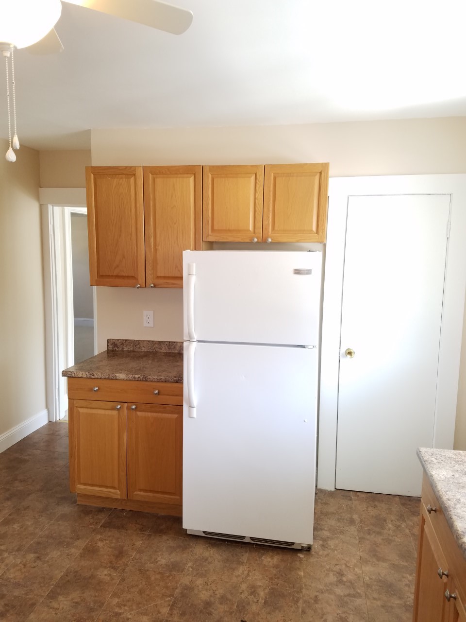 2 bed, 1 bath apartment for rent at 50 Aberdeen Ave Unit 2, West Cambridge — photo 2 of 8