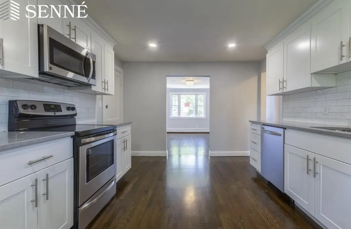 2 bed, 1 bath apartment for rent at 50 Aldrich Rd Unit B, Downtown — photo 3 of 17