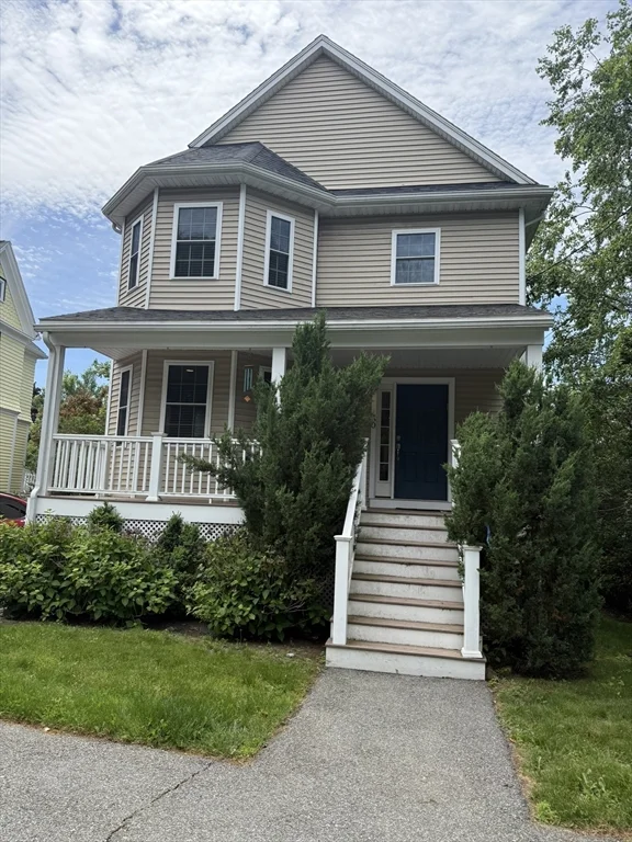 3 bed, 2 bath apartment for rent at 50 Andrew Rd Unit 0, Swampscott — photo 1 of 20