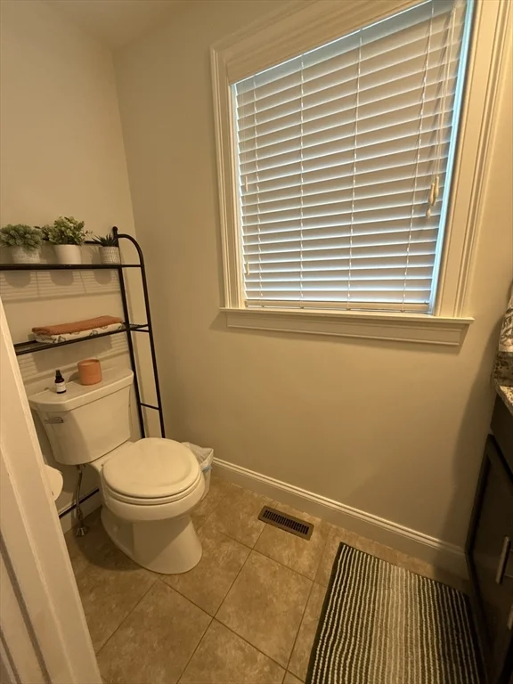 3 bed, 2 bath apartment for rent at 50 Andrew Rd Unit 0, Swampscott — photo 9 of 20