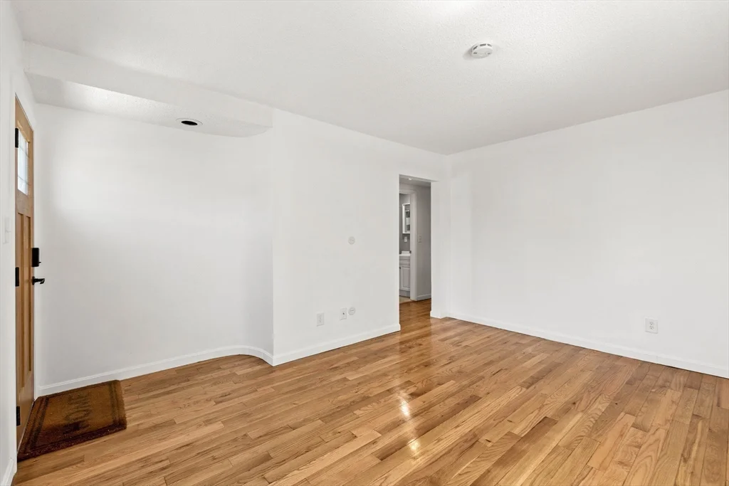 2 bed, 2 bath apartment for rent at 50 Arcadia St Unit 1, Revere — photo 11 of 14