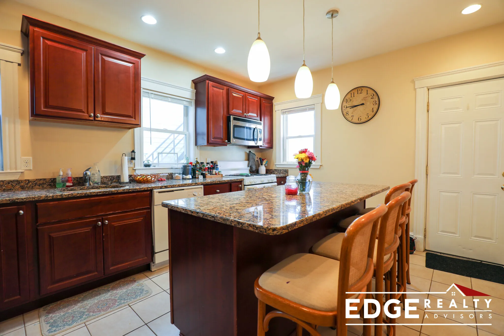 3 bed, 1 bath apartment for rent at 50 Atkins St Unit 1, Oak Square — photo 1 of 12