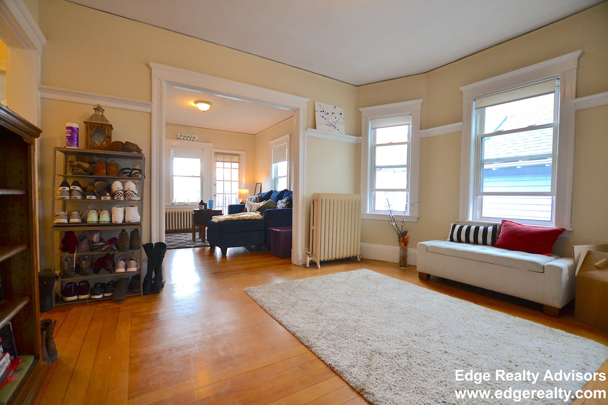3 bed, 1 bath apartment for rent at 50 Atkins St Unit 2, Oak Square — photo 9 of 10