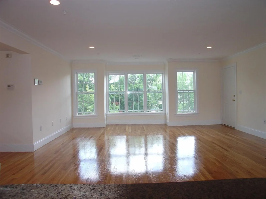 2 bed, 2 bath apartment for rent at 50 B St Unit 6, South Boston — photo 2 of 16