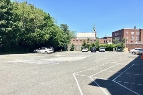 1 bed, 1 bath apartment for rent at 50 Baldwin Unit 14, Lynn — photo 3 of 14