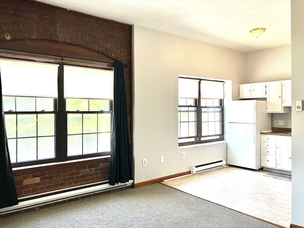 1 bed, 1 bath apartment for rent at 50 Baldwin Unit 7, Lynn — photo 7 of 13