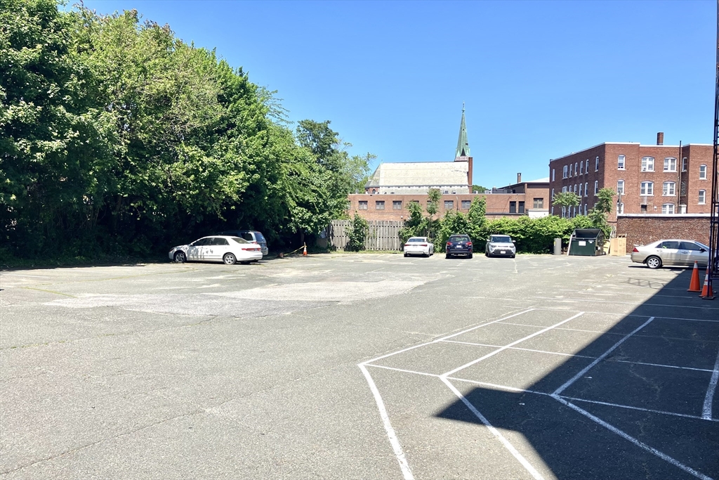 1 bed, 1 bath apartment for rent at 50 Baldwin Unit 7, Lynn — photo 3 of 13