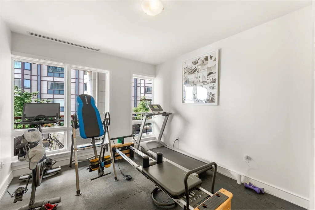 5 bed, 4+ bath apartment for rent at 50 Battery St Unit 103-104, North End — photo 23 of 33