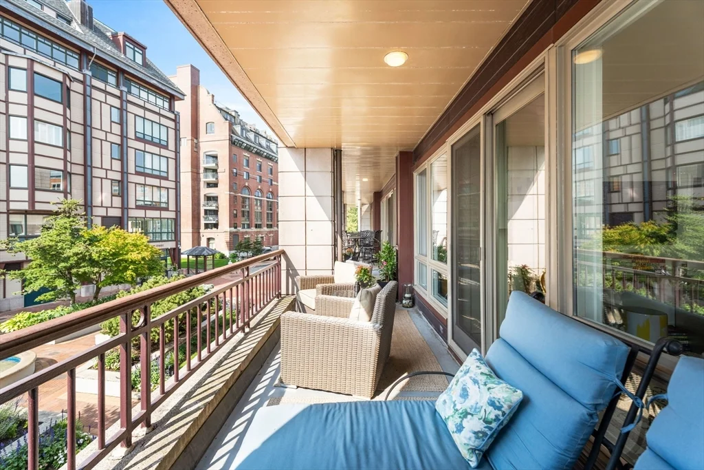 5 bed, 4+ bath apartment for rent at 50 Battery St Unit 103-104, North End — photo 30 of 33