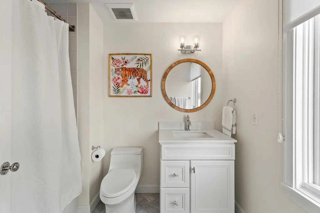 5 bed, 4+ bath apartment for rent at 50 Battery St Unit 103-104, North End — photo 18 of 33