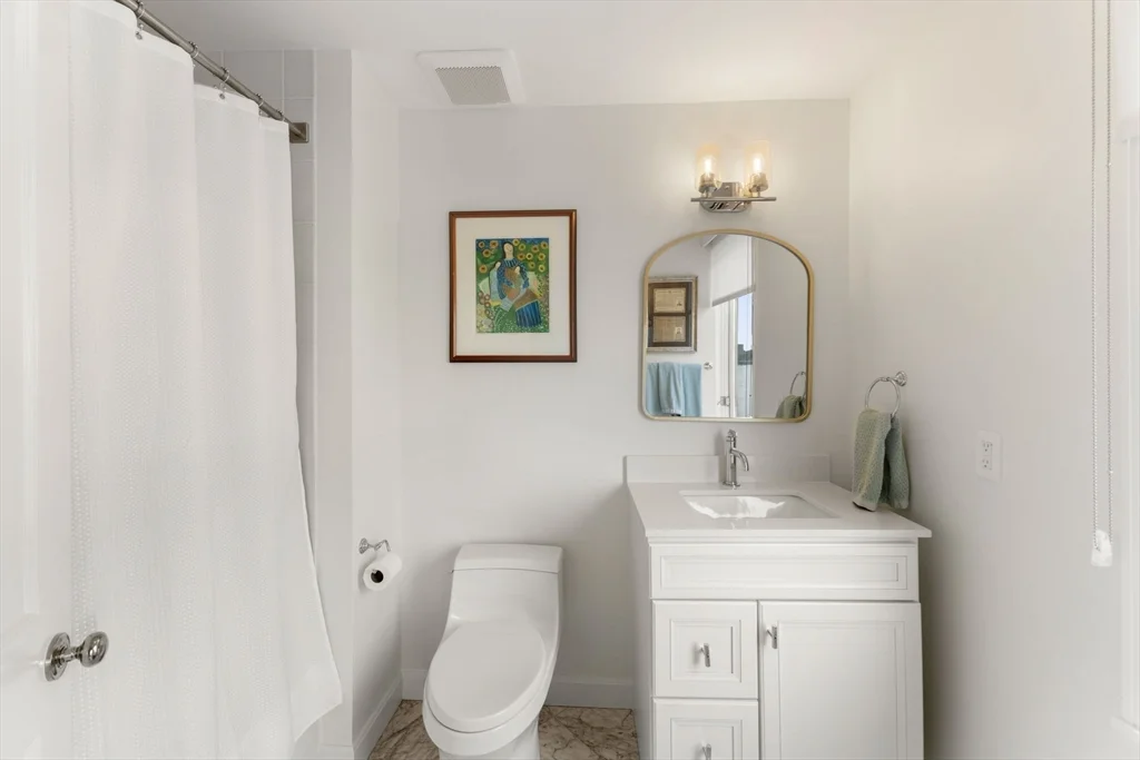 5 bed, 4+ bath apartment for rent at 50 Battery St Unit 103-104, North End — photo 22 of 33