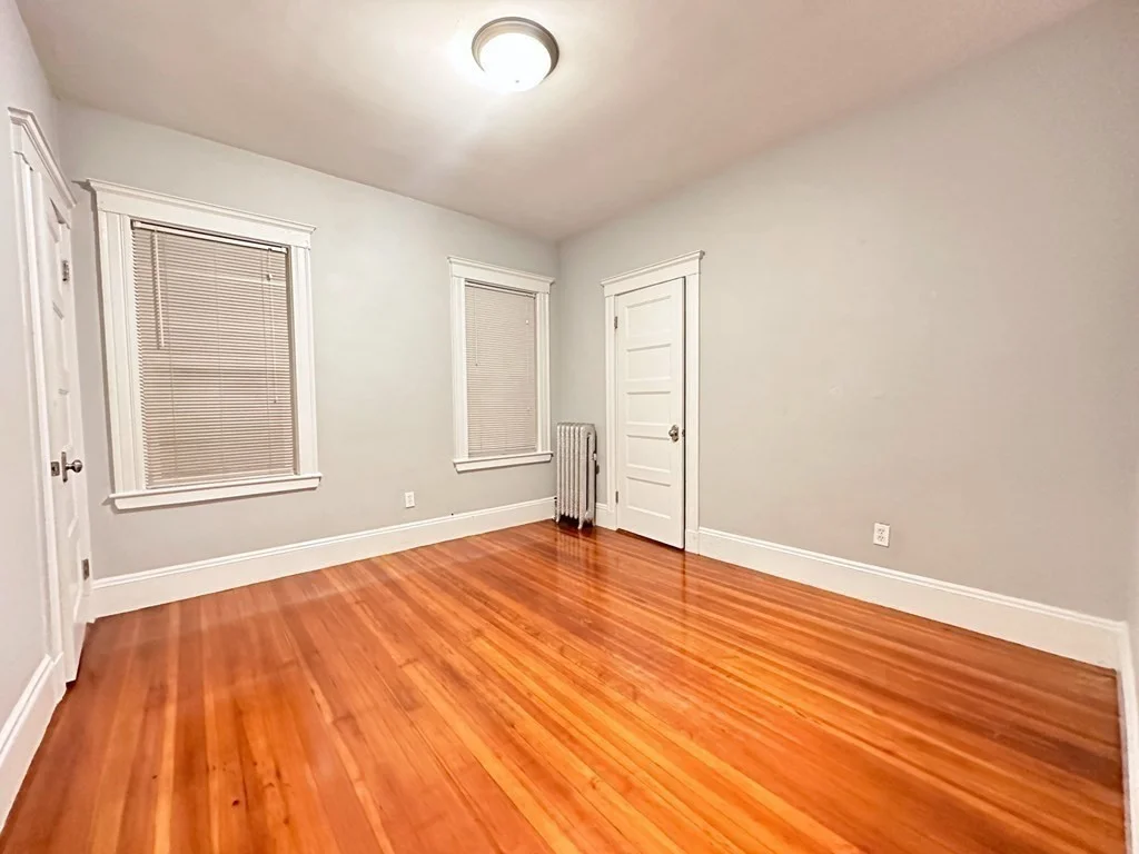 3 bed, 1 bath apartment for rent at 50 Bowdoin St Unit 2, Dorchester — photo 11 of 13
