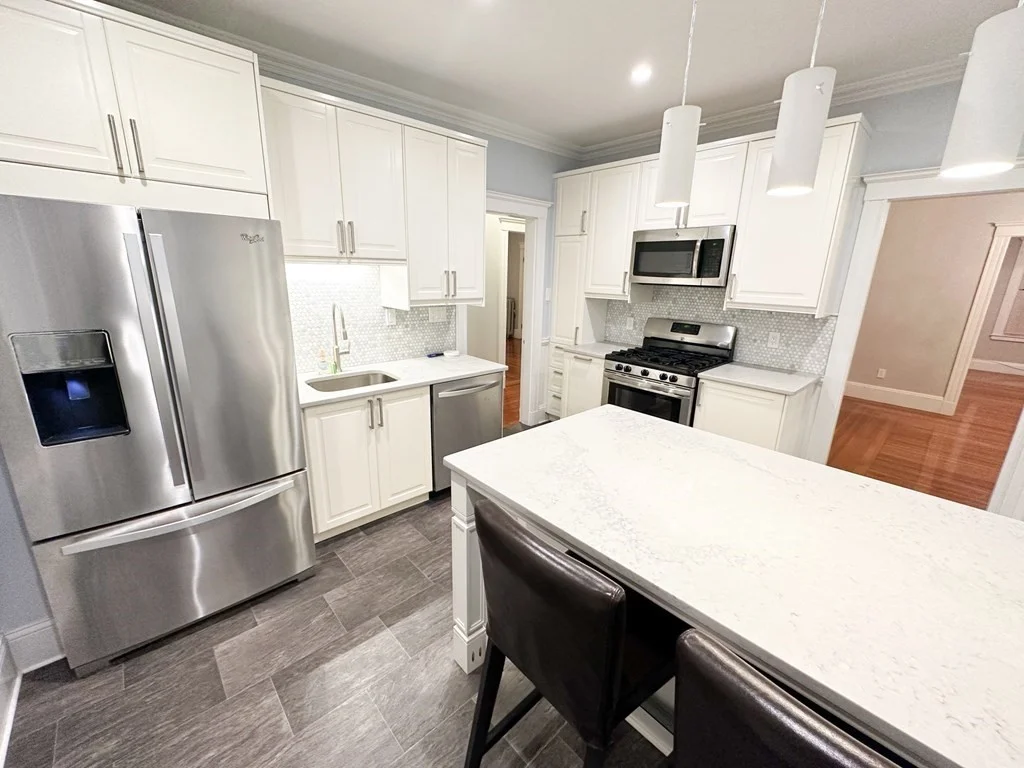 3 bed, 1 bath apartment for rent at 50 Bowdoin St Unit 2, Dorchester — photo 1 of 13