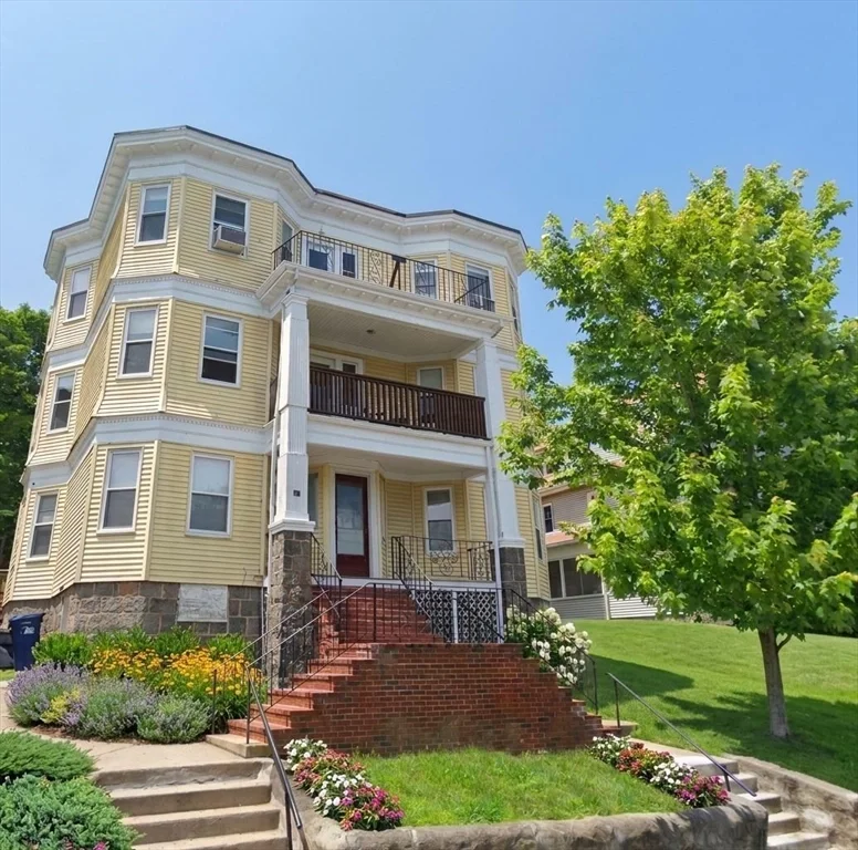 3 bed, 1 bath apartment for rent at 50 Bowdoin St Unit 3, Dorchester — photo 13 of 13