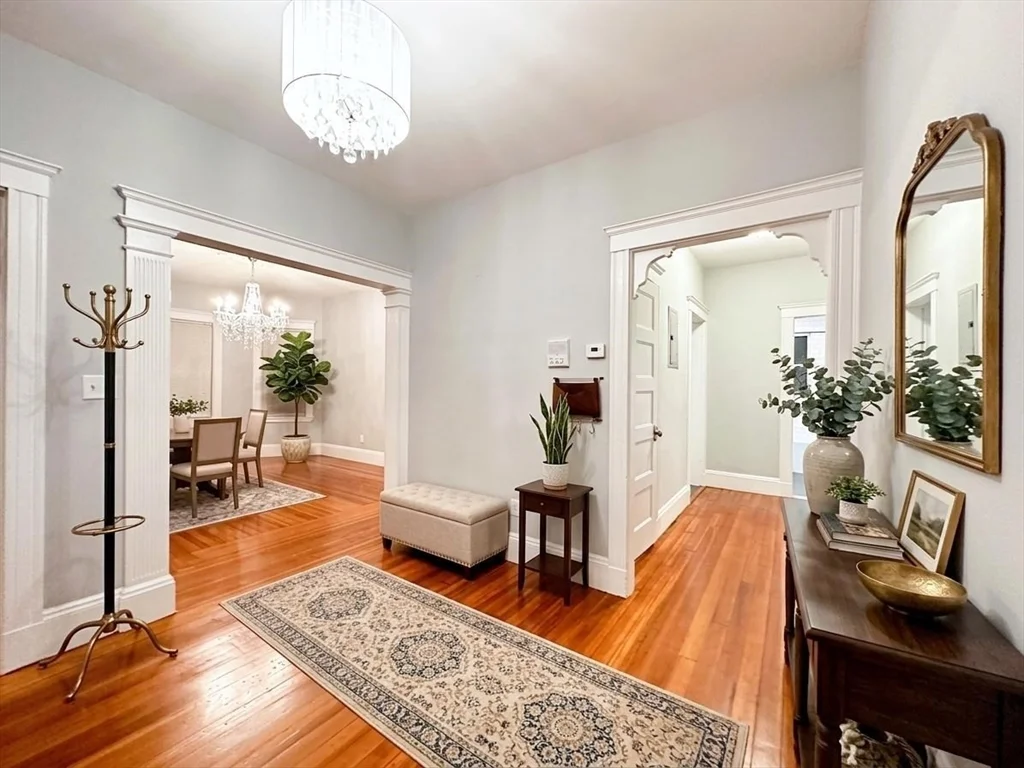 3 bed, 1 bath apartment for rent at 50 Bowdoin St Unit 3, Dorchester — photo 4 of 13