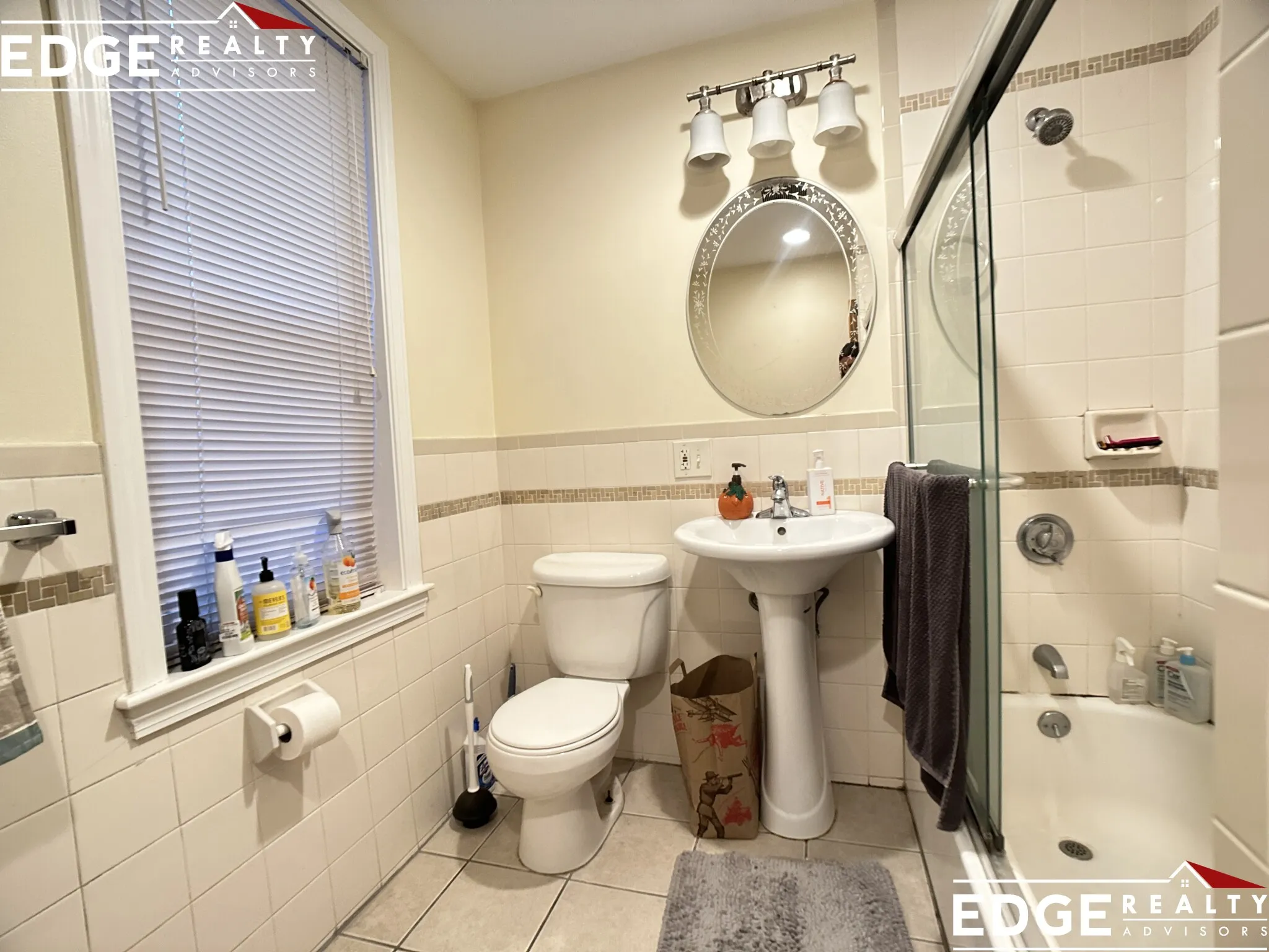 4 bed, 2 bath apartment for rent at 50 Brainerd Rd Unit 1, Brighton — photo 5 of 9