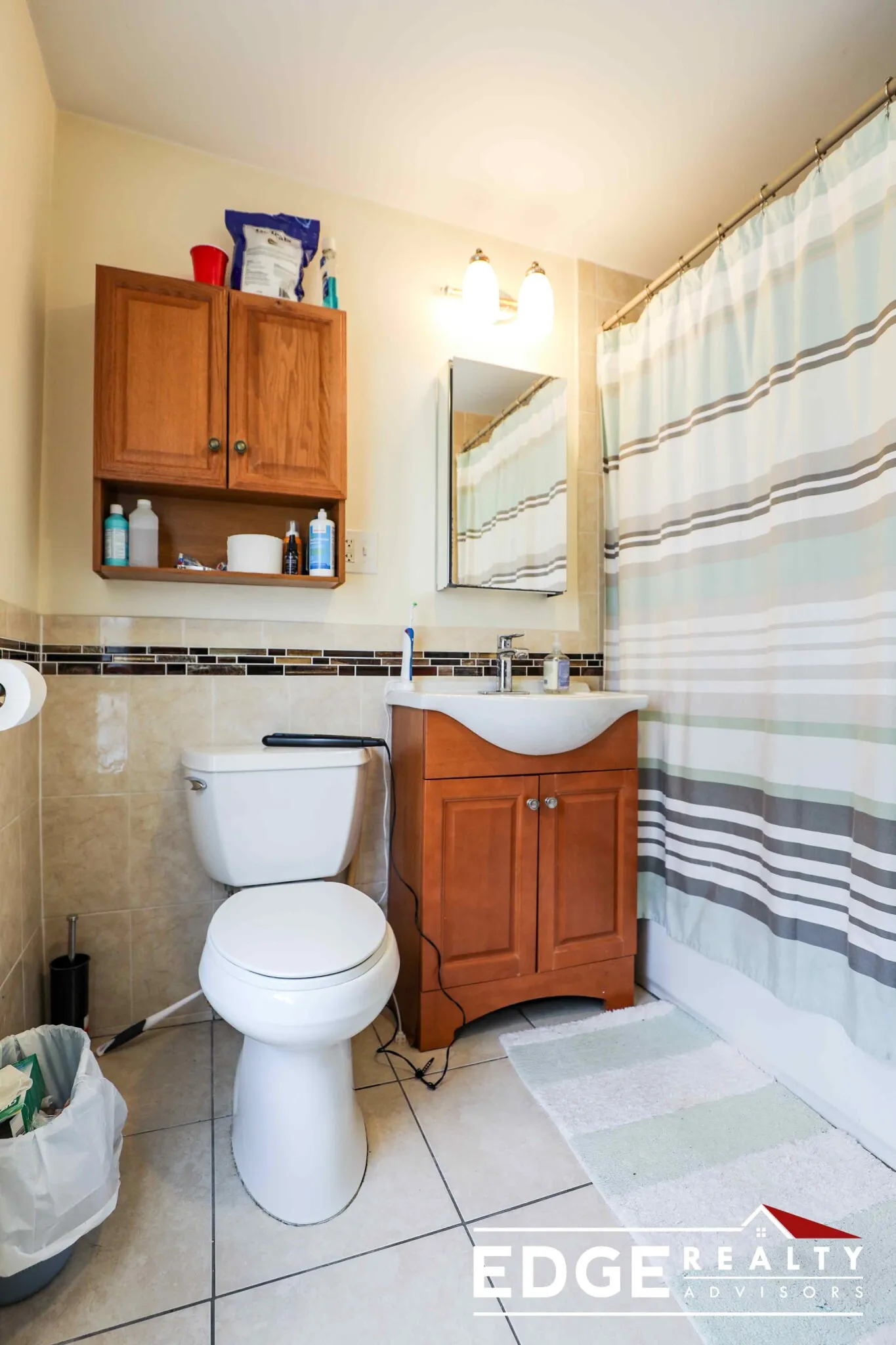 3.5 bed, 1 bath apartment for rent at 50 Brainerd Rd Unit 3, Brighton — photo 8 of 8