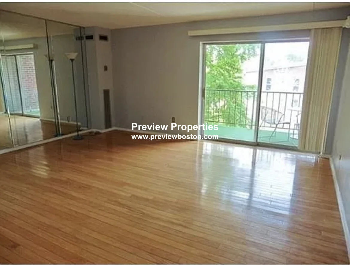 2 bed, 2 bath apartment for rent at 50 Broadlawn Park Unit 410P, Chestnut Hill — photo 6 of 24