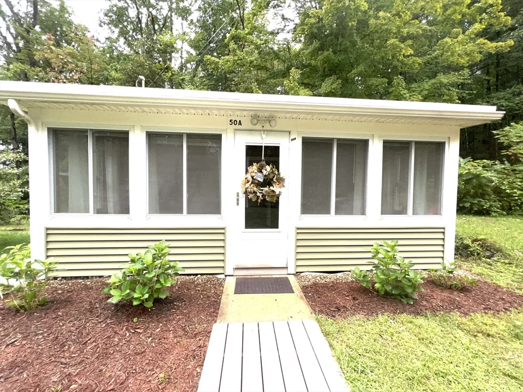 1 bed, 1 bath apartment for rent at 50 Browning Pond Cir Unit A, North Spencer — photo 1 of 42