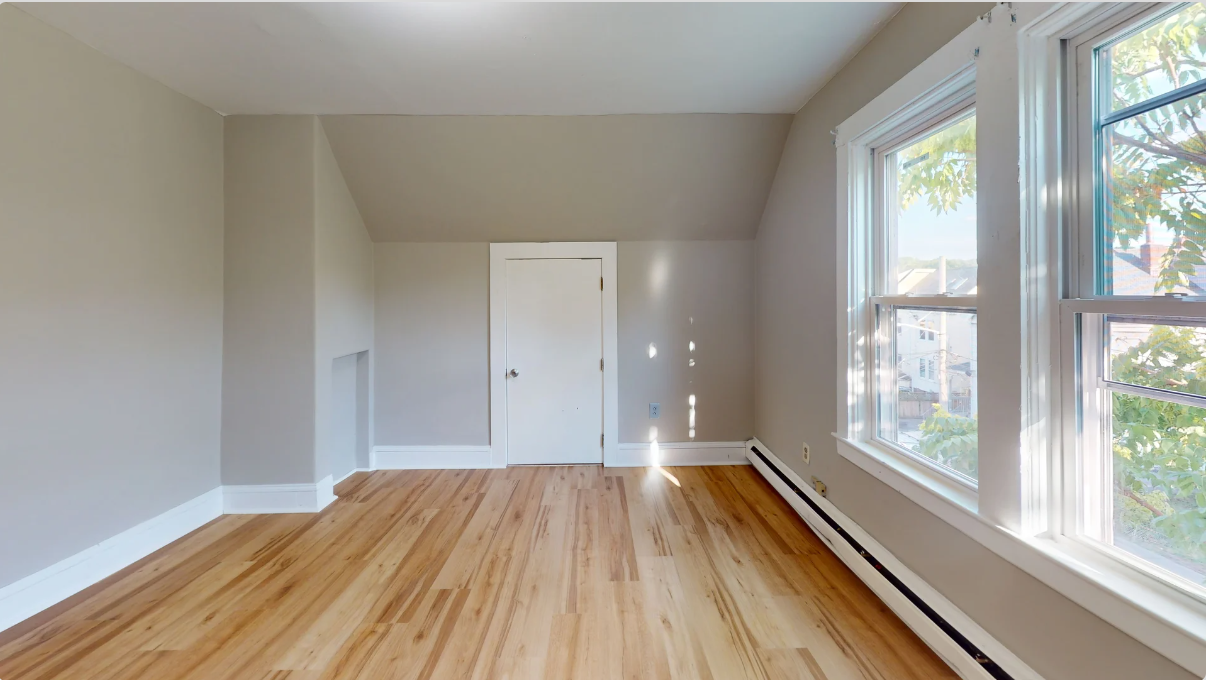 2 bed, 1 bath apartment for rent at 50 Burnett St Unit 3, Jamaica Plain — photo 4 of 9