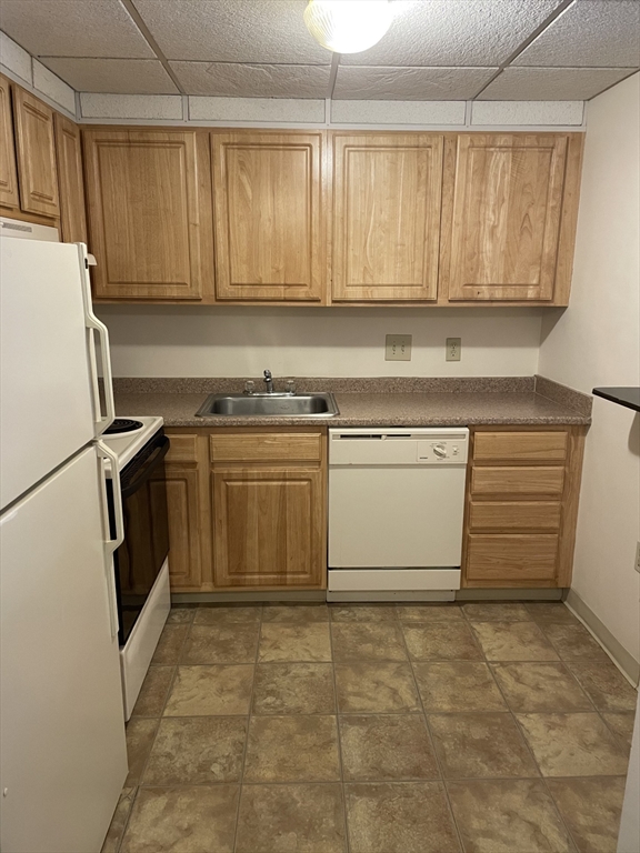 1 bed, 1 bath apartment for rent at 50 Cambridge Rd Unit 109, Woburn — photo 1 of 5