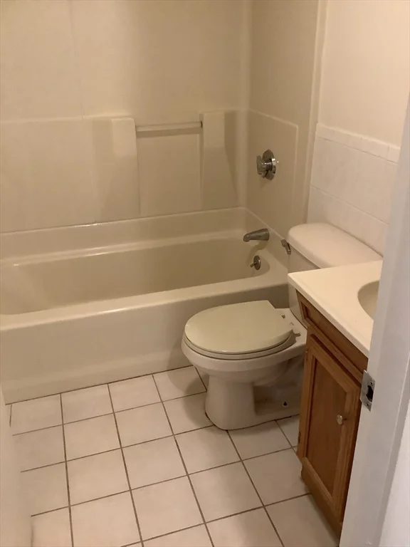 1 bed, 1 bath apartment for rent at 50 Cambridge Rd Unit 110, Woburn — photo 7 of 8