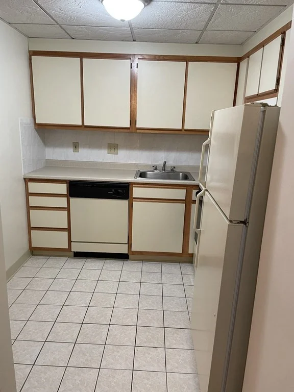 1 bed, 1 bath apartment for rent at 50 Cambridge Rd Unit 119, Woburn — photo 2 of 4