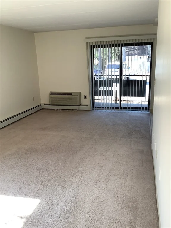 1 bed, 1 bath apartment for rent at 50 Cambridge Rd Unit 302, Woburn — photo 4 of 7