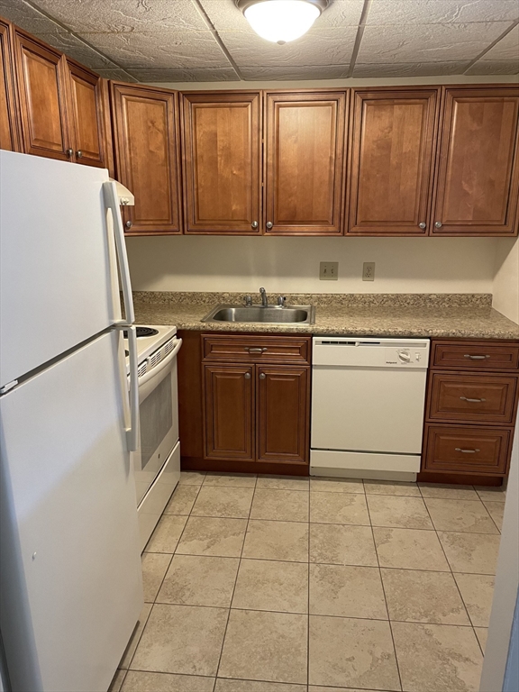 1 bed, 1 bath apartment for rent at 50 Cambridge Rd Unit 313, Woburn — photo 1 of 4