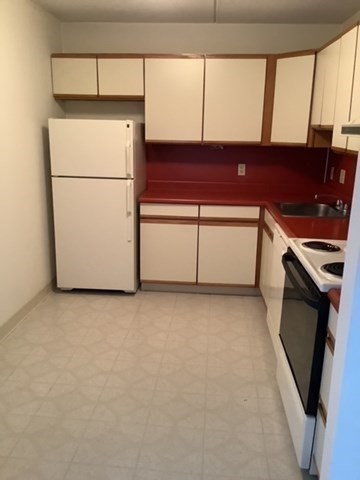1 bed, 1 bath apartment for rent at 50 Cambridge Rd Unit 514, Woburn — photo 2 of 4