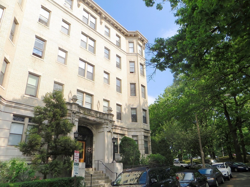 1 bed, 1 bath apartment for rent at 50 Charlesgate East Unit 178, Fenway — photo 12 of 27