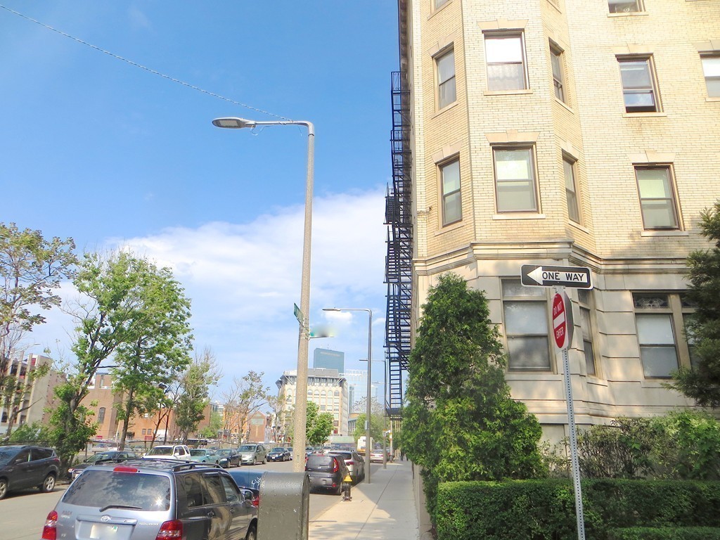 1 bed, 1 bath apartment for rent at 50 Charlesgate East Unit 178, Fenway — photo 14 of 27
