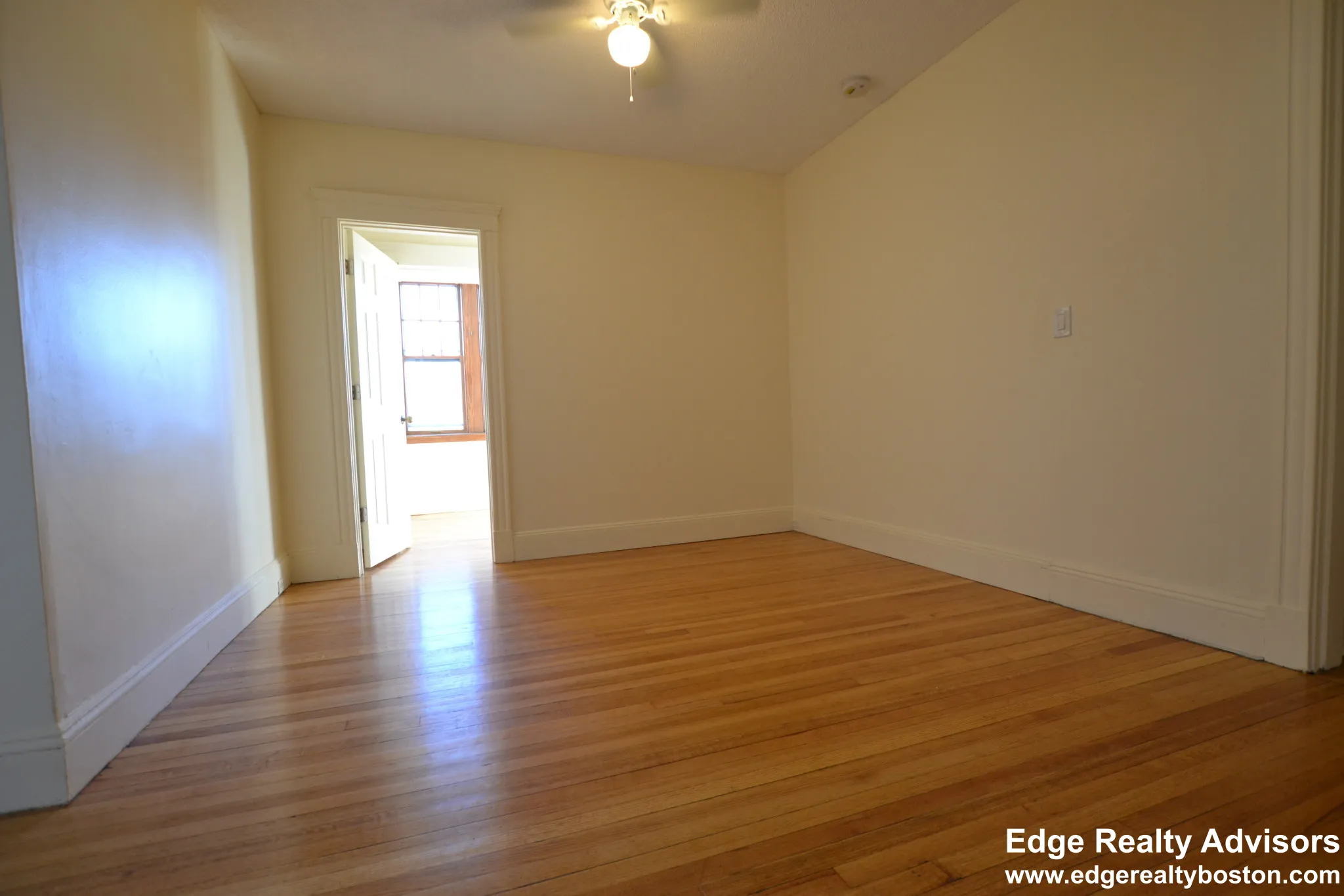 3 bed, 1 bath apartment for rent at 50 Chester St Unit 6, Allston — photo 5 of 7