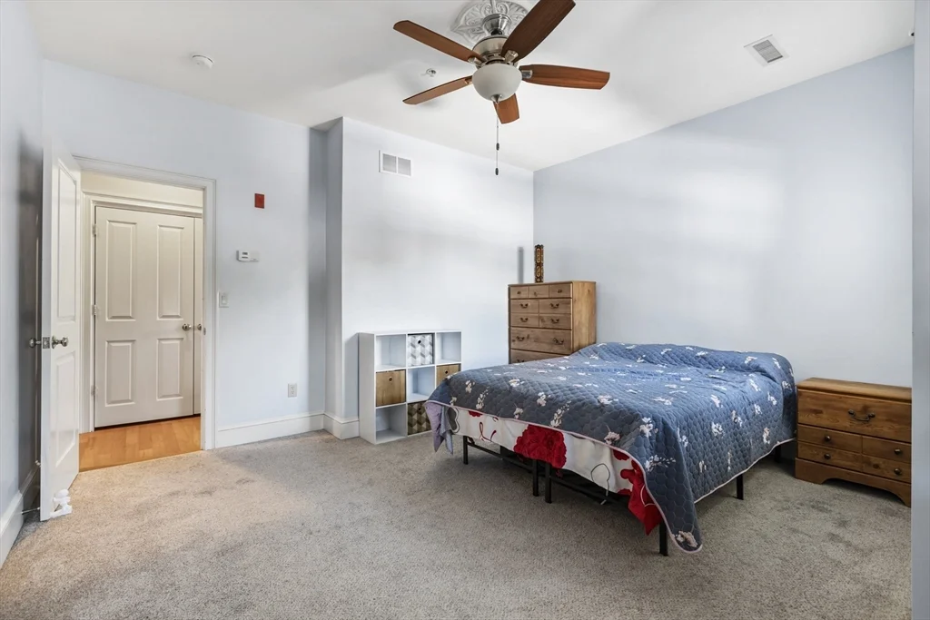 2 bed, 1 bath apartment for rent at 50 Clemence St Unit 50, Cranston — photo 7 of 17
