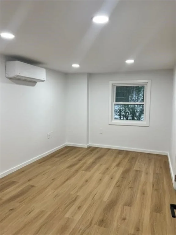 3 bed, 2 bath apartment for rent at 50 Cliff Ave Unit 2, Winthrop Highlands — photo 11 of 17