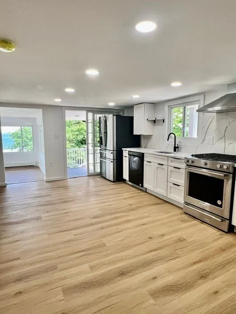 3 bed, 2 bath apartment for rent at 50 Cliff Ave Unit 2, Winthrop Highlands — photo 2 of 17