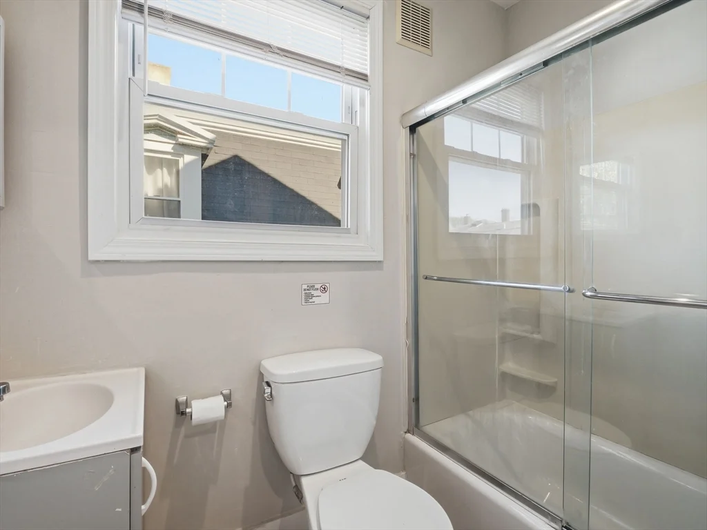 Studio bed, 1 bath apartment for rent at 50 Columbus Ave Unit 5, Union Square — photo 11 of 22
