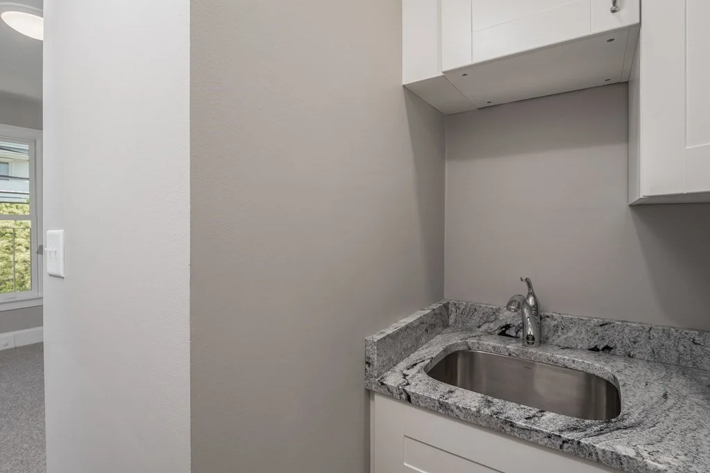 Studio bed, 1 bath apartment for rent at 50 Columbus Ave Unit 6, Union Square — photo 6 of 23