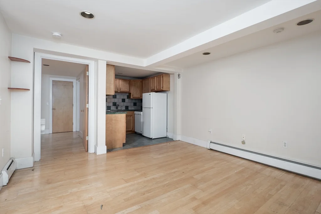 1 bed, 1 bath apartment for rent at 50 Columbus Unit 4, Union Square — photo 7 of 24