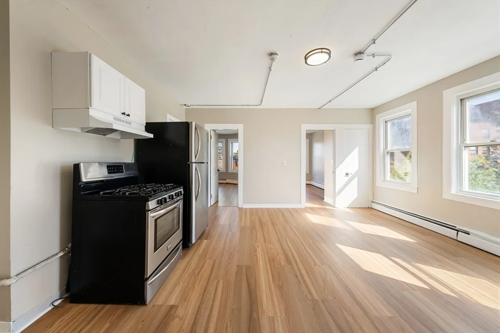 3 bed, 1 bath apartment for rent at 50 Common St Unit 3, North Lawrence — photo 7 of 17