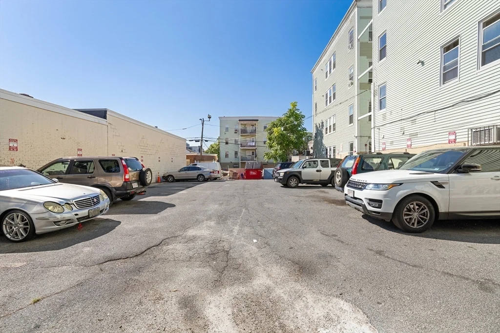 3 bed, 1 bath apartment for rent at 50 Common St Unit 3, North Lawrence — photo 2 of 17