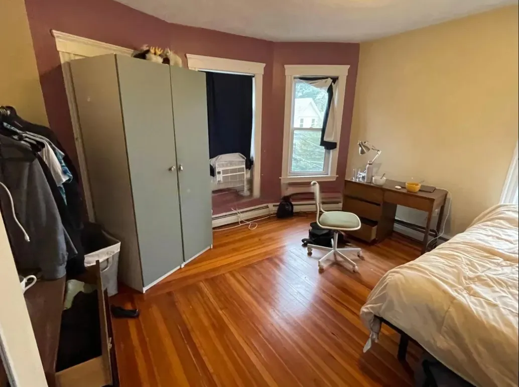 3 bed, 1 bath apartment for rent at 50 Conwell Ave Unit 2, West Somerville — photo 8 of 20