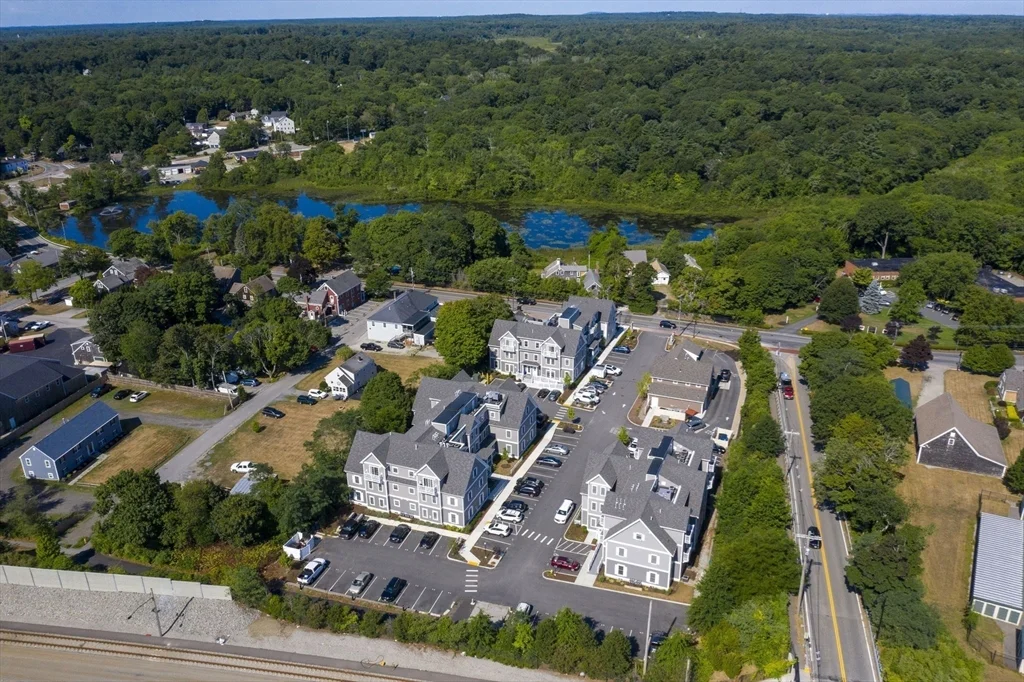 2 bed, 1 bath apartment for rent at 50 Country Way Unit C204, Scituate — photo 4 of 22