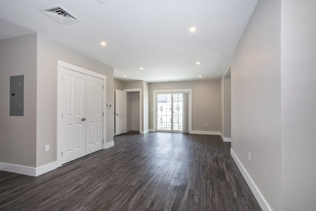 2 bed, 1 bath apartment for rent at 50 Country Way Unit C302, Scituate — photo 12 of 15