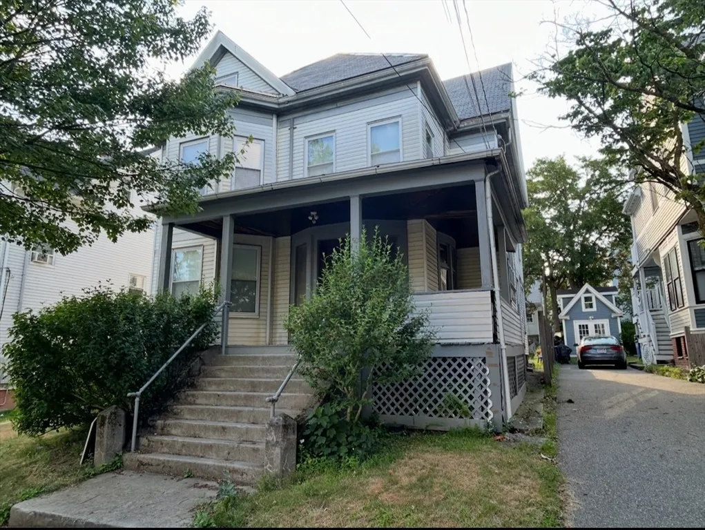 1 bed, 1 bath apartment for rent at 50 Dartmouth St Unit 1, Winter Hill — photo 1 of 21